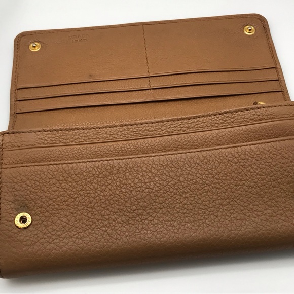 EUC PRADA LOGO TAN LONG LEATHER WALLET - Picture 9 of 16